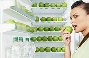 mollë jeshile dhe ujë për humbje peshe me 10 kg në muaj
