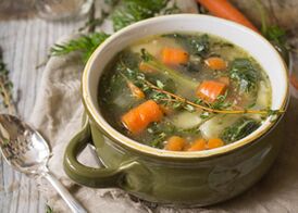 Menyja e dietës pas heqjes së fshikëzës së tëmthit përfshin supa me perime