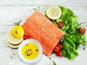 Menuja e dietës së proteinave përfshin peshk